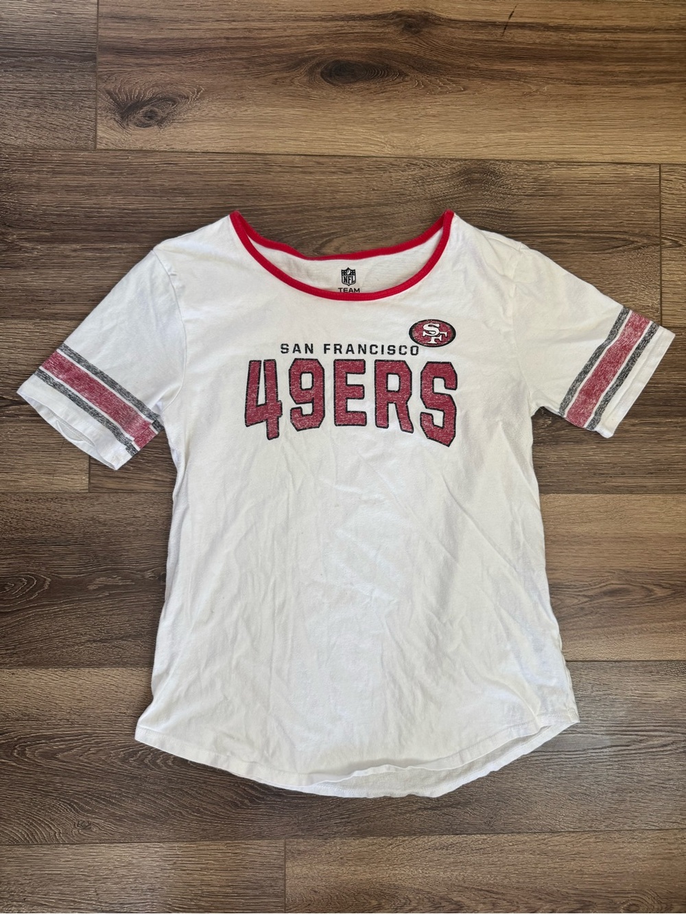 San Francisco 49ers NFL Graphic T-shirt, Striped Sleves